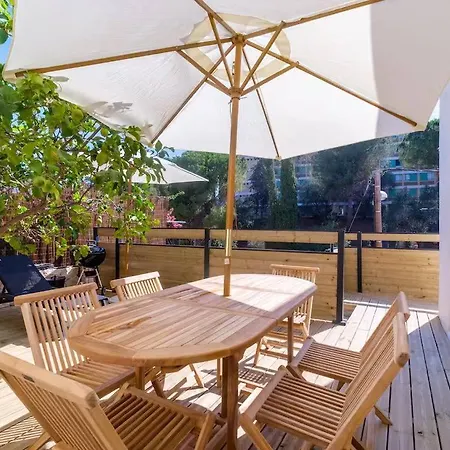 Charming In Heart Of Apartment Nice